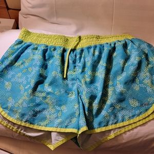 Champion Running Workout Shorts Size XL